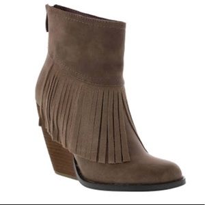 Very Volatile Women’s Fringe Bootie; like new